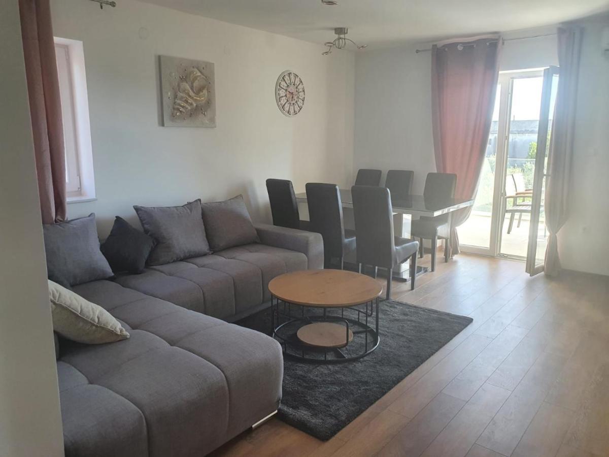Muring Apartments Tribalj Екстериор снимка
