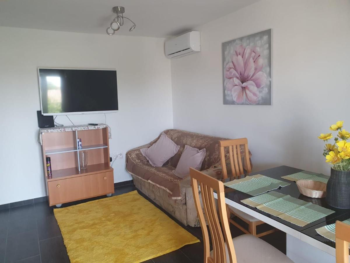 Muring Apartments Tribalj Екстериор снимка